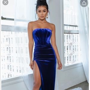 Abyss by Abby Made from lush velvet fabric and featuring a corset bust.